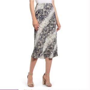Sanctuary Asymmetrical Snake Print Skirt - Black and Gray